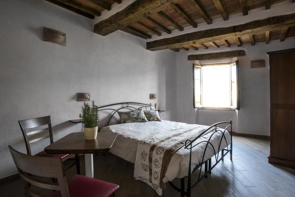 Antico Borgo Seggiano Acomodação com café da manhã Quarto foto