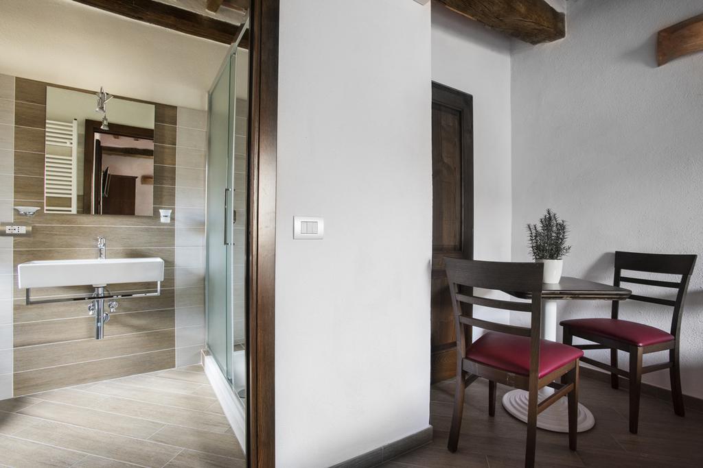 Antico Borgo Seggiano Acomodação com café da manhã Quarto foto